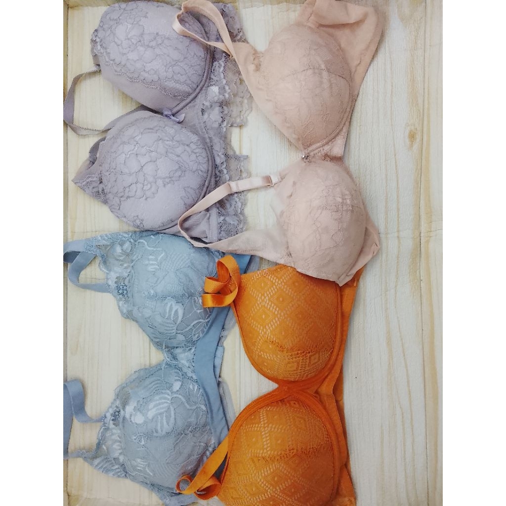 bra 36C 4pcs take all no kawat busa tipis