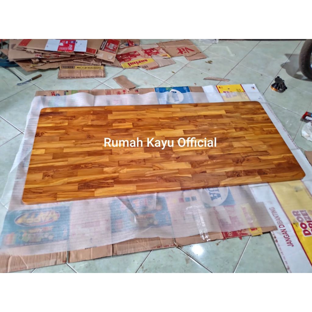 PAPAN LAMINASI KAYU JATI PERHUTANI