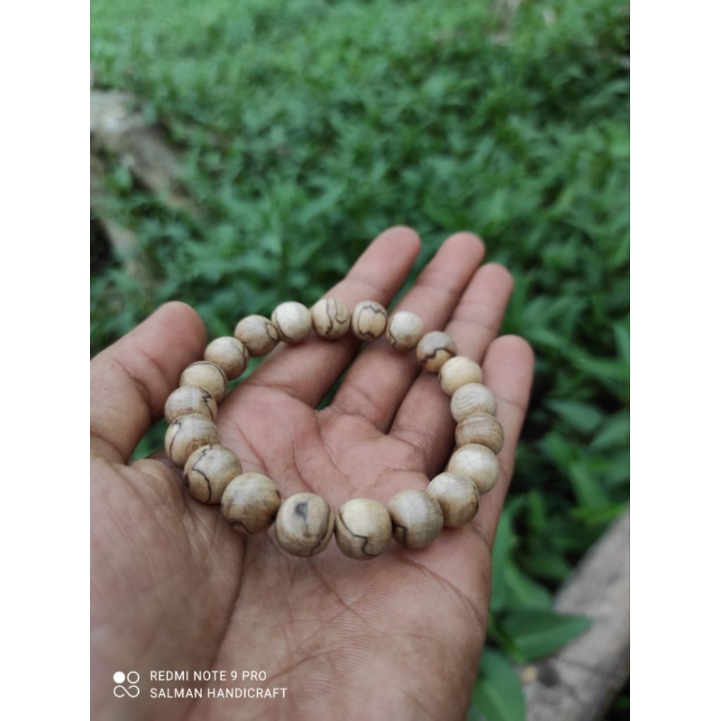 GELANG KAYU KABOA