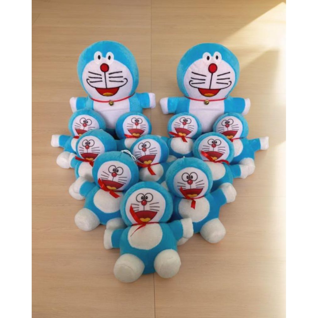 Boneka Doraemon Warna Warni Keluarga 12 pcs – Boneka Doraemon Ibu Anak Set Lucu Kado Anak