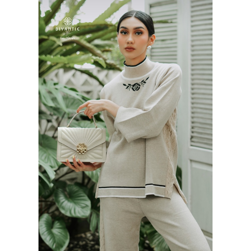 Dineschara by Biyantie - Sling Bag | Hand Bag | Handle Bag | Shoulder Bag