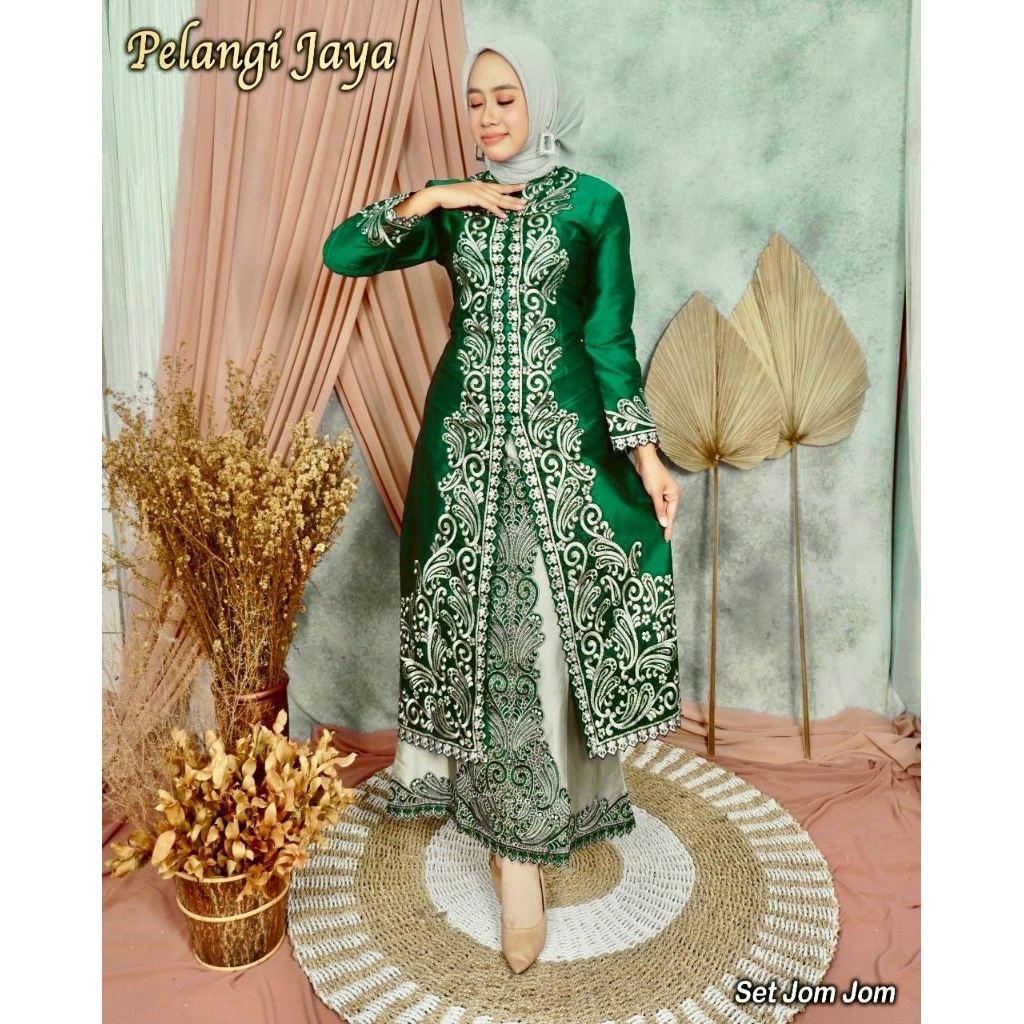kebaya jom jom pelangi jaya / kebaya pesta / kebaya modern / kebaya melayu.