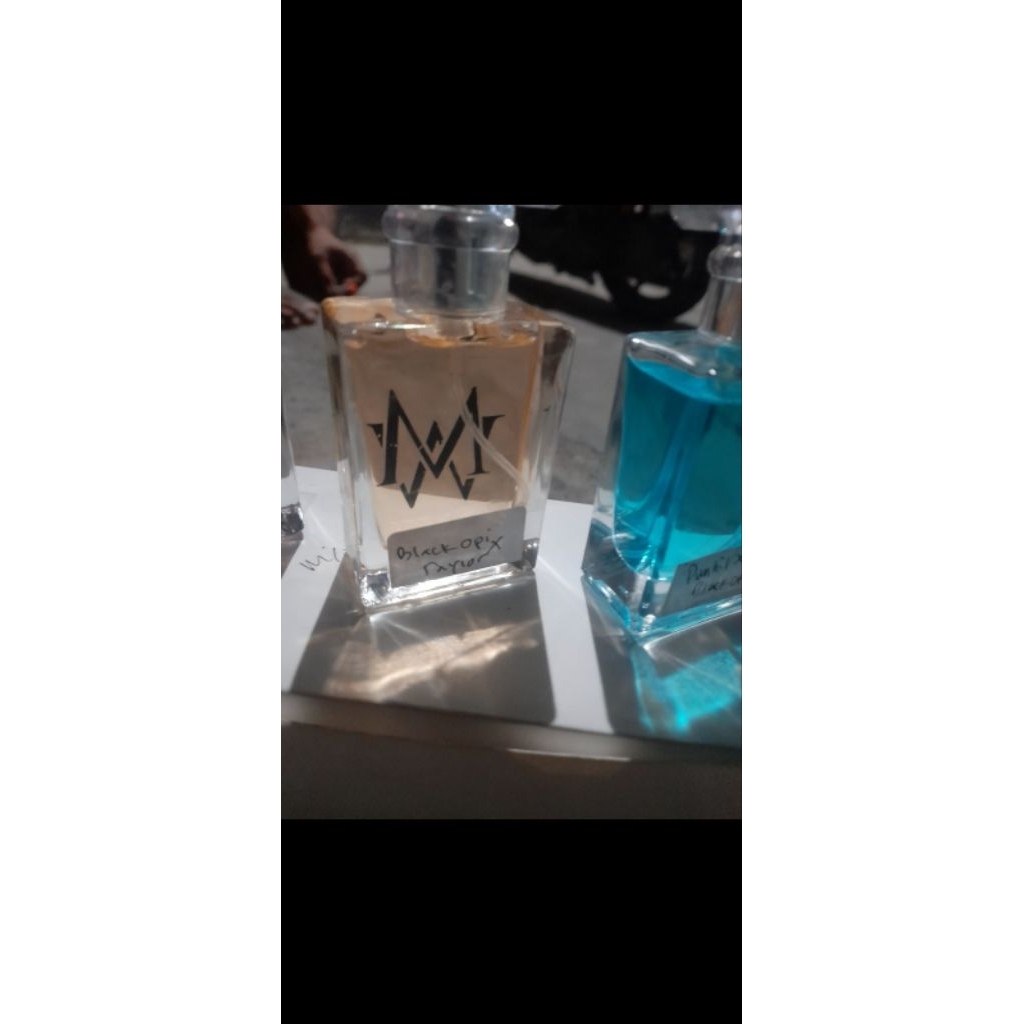 MW parfum parfum untuk pria dan wanita bisa request asal chat admin