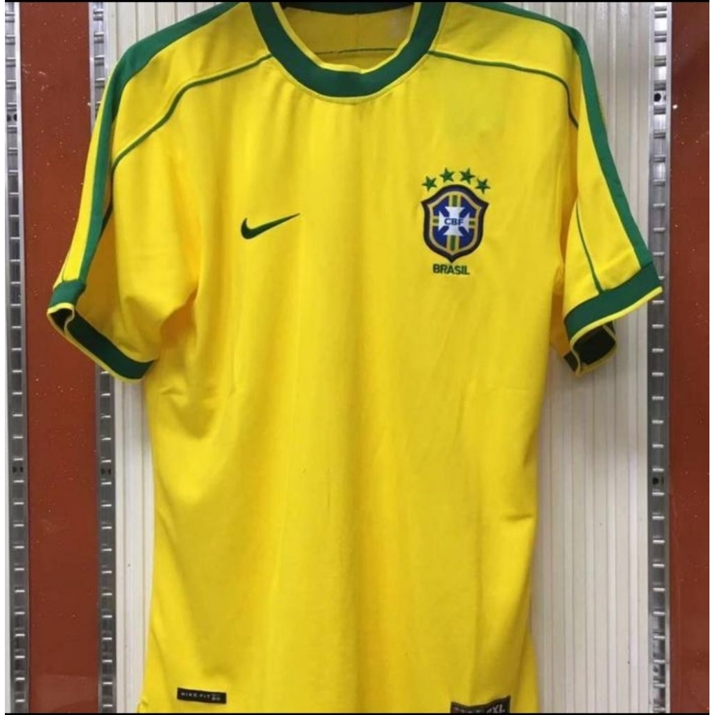 Jersey Kaos Baju Sepak Bola Brazil Brasil Brazilia Home Away 3rd Third Kuning Retro Klasik Classic J