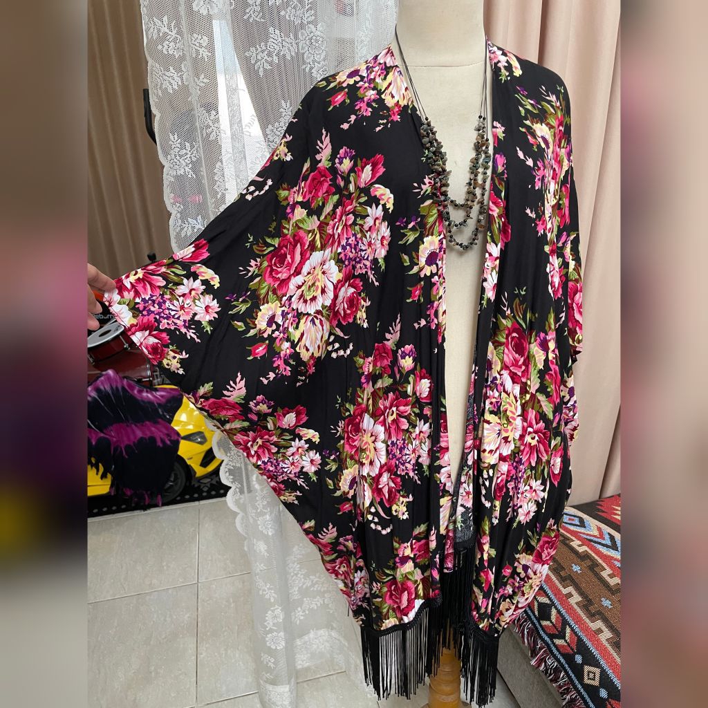 Black Flower Beach Outer Pantai Motif Bunga Rumbai
