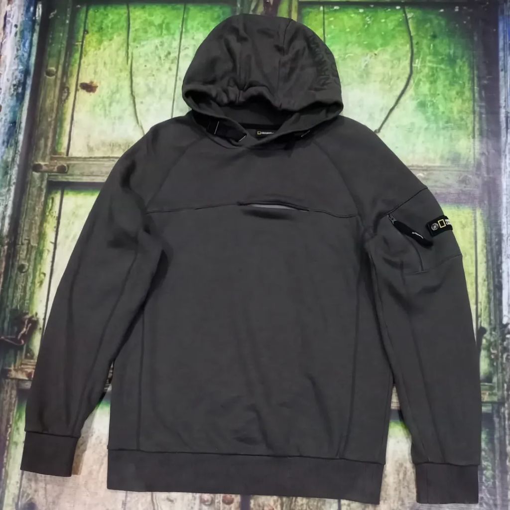hoodie NATIONAL GEOGRAPHIC tebal patch size L casual bagus ORIGINAL