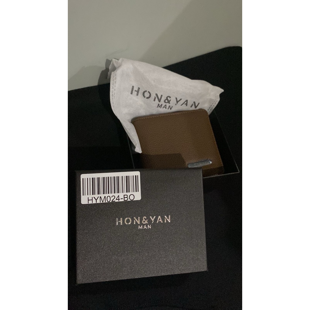 DOMPET PRIA HON & YAN MAN COWO KULIT SINTETIS COKLAT