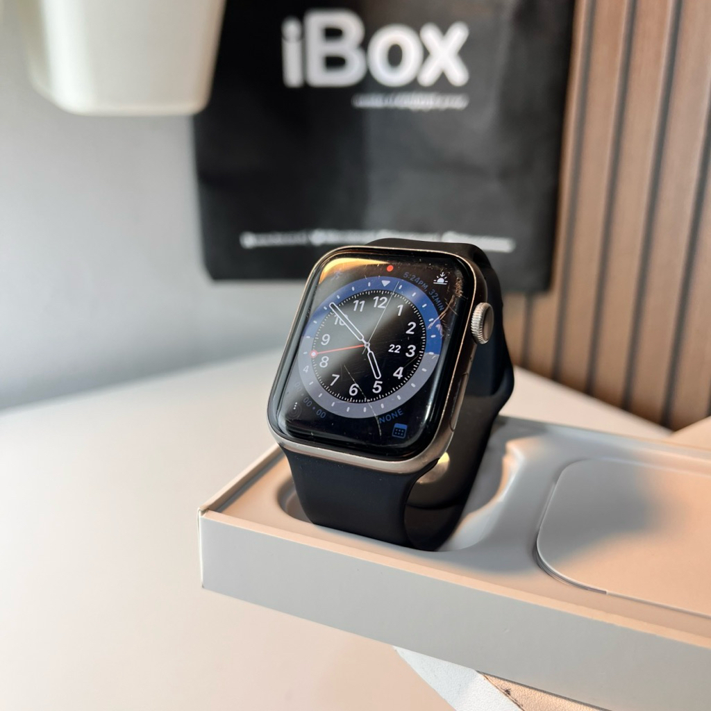 Apple Watch Series 5 44mm Nike Version iwatch Battery Health 100%