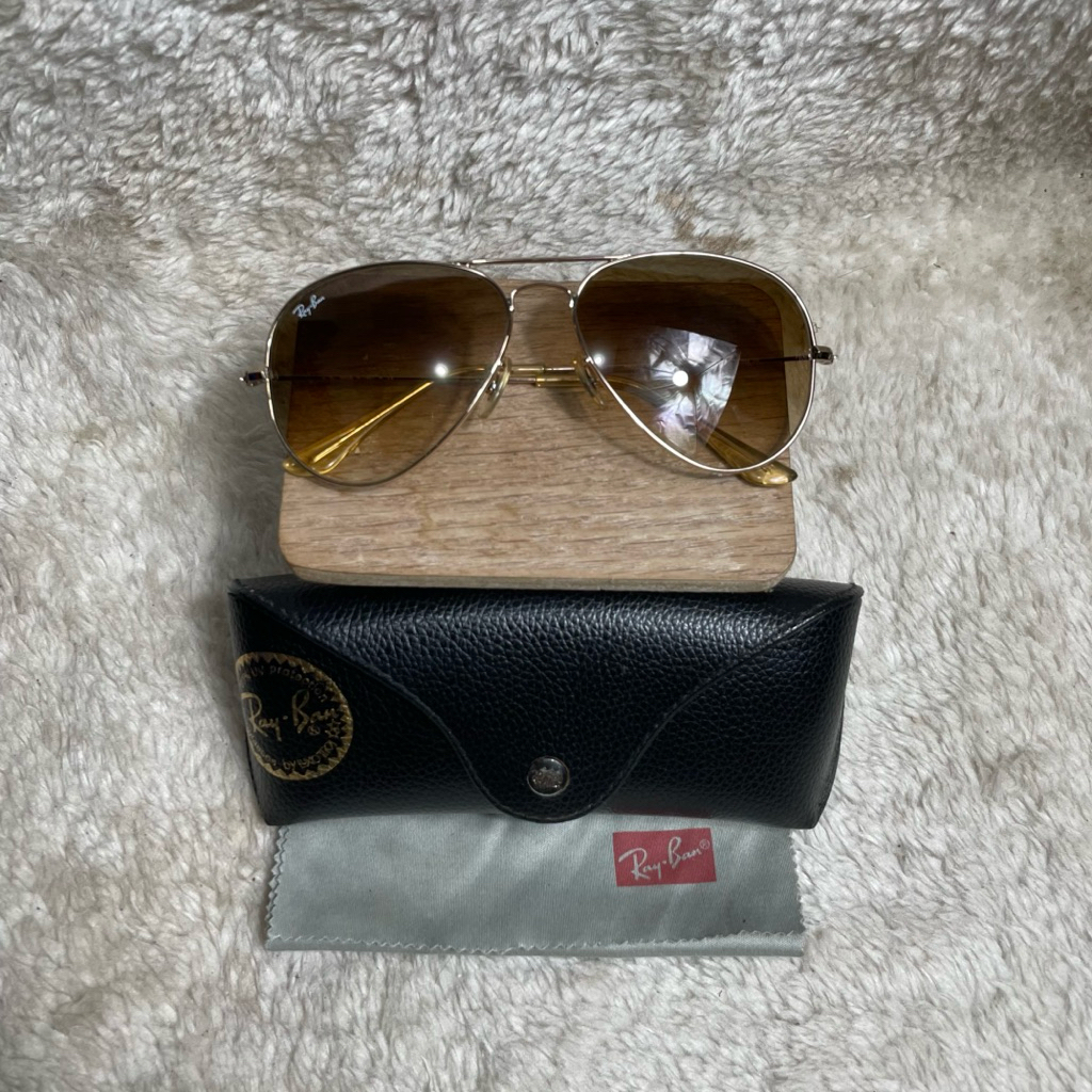 Sunglasses/ Kacamata hitam RAY-BAN Aviator Large Metal II