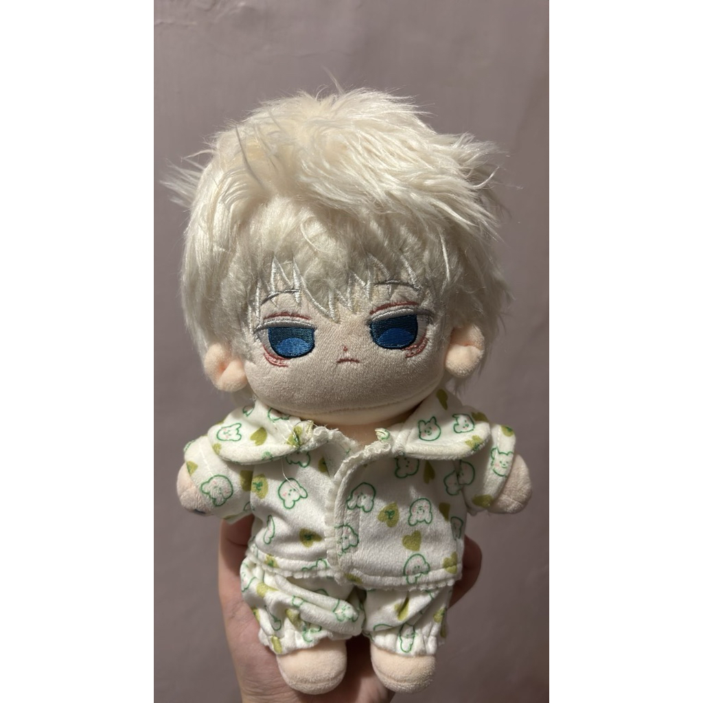 Gojo Satoru doll 20cm include skeleton & clothes, -perekat baju agk longgar