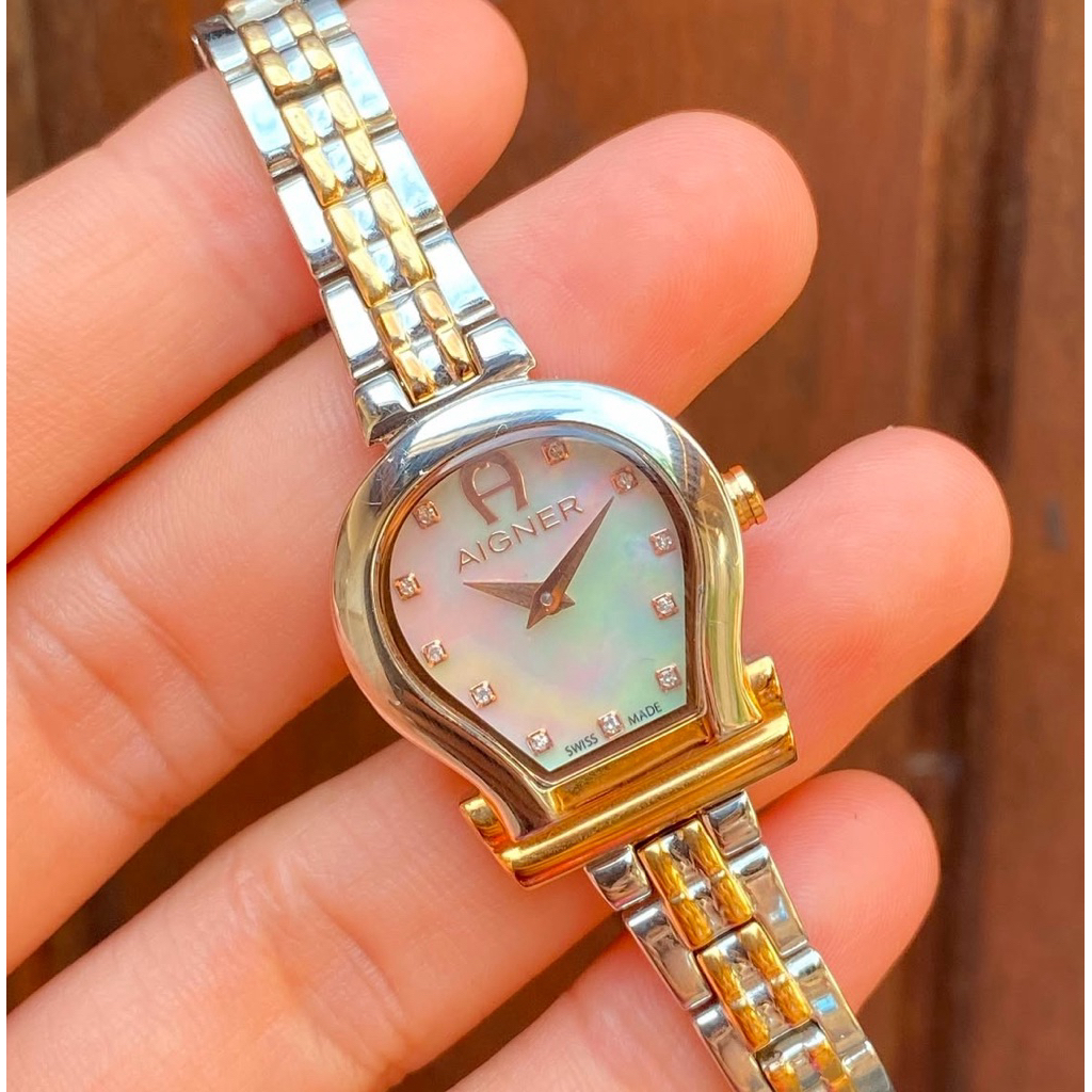Aigner watch two tone MOP dial / jam aigner/ aigner preloved