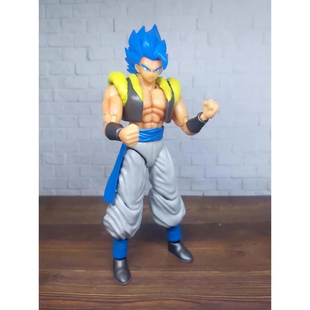 Bandai Super Saiyan Blue Gogeta Dragon ball