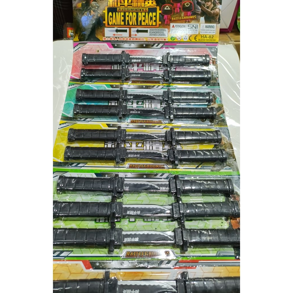(30 pcs) MAINAN ANAK PISAU PEER COMBAT LEMBARAN/ PISAU SULAP LEMBARAN