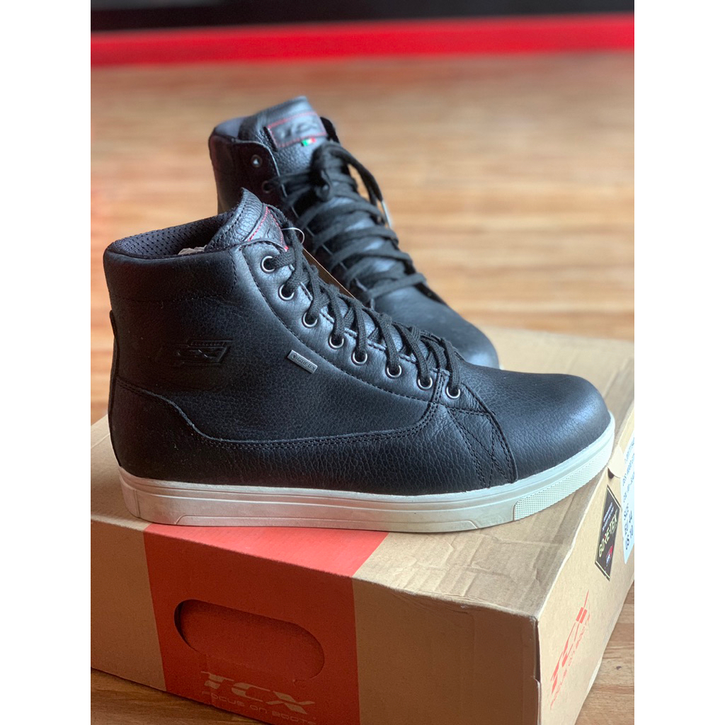 SEPATU TOURING TCX MOOD GTX BLACK