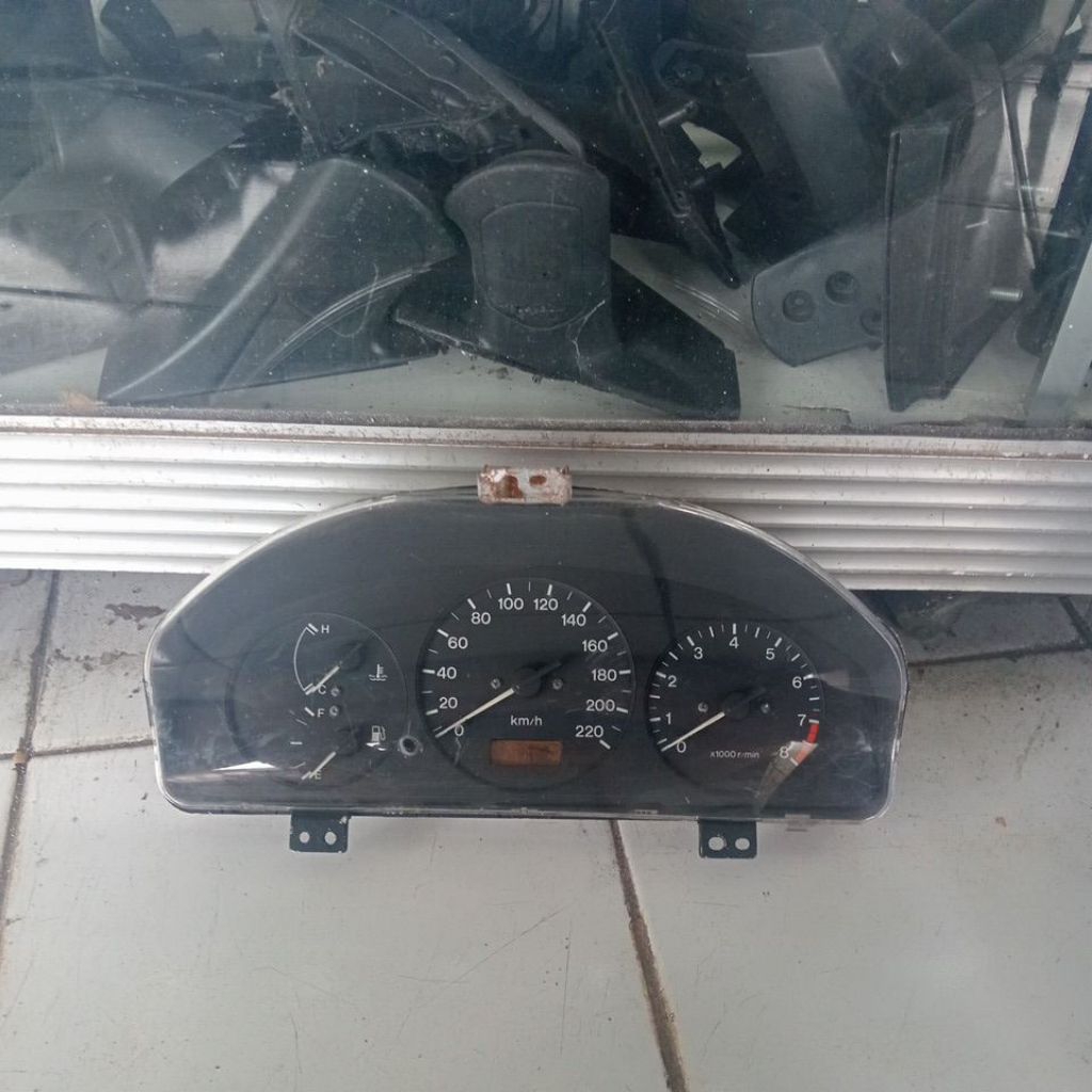 spidometer Mazda 626