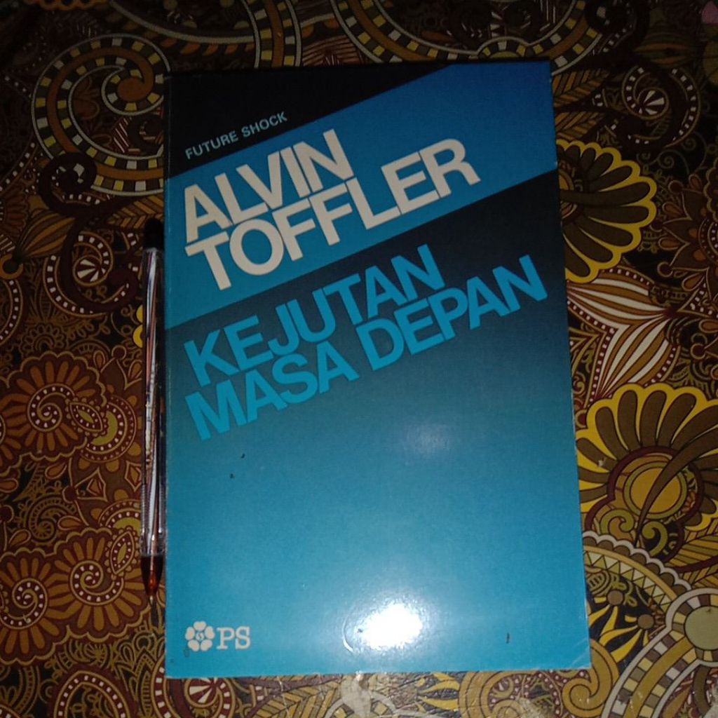 BUKU ALVIN TOFFLER, KEJUTAN MASA DEPAN