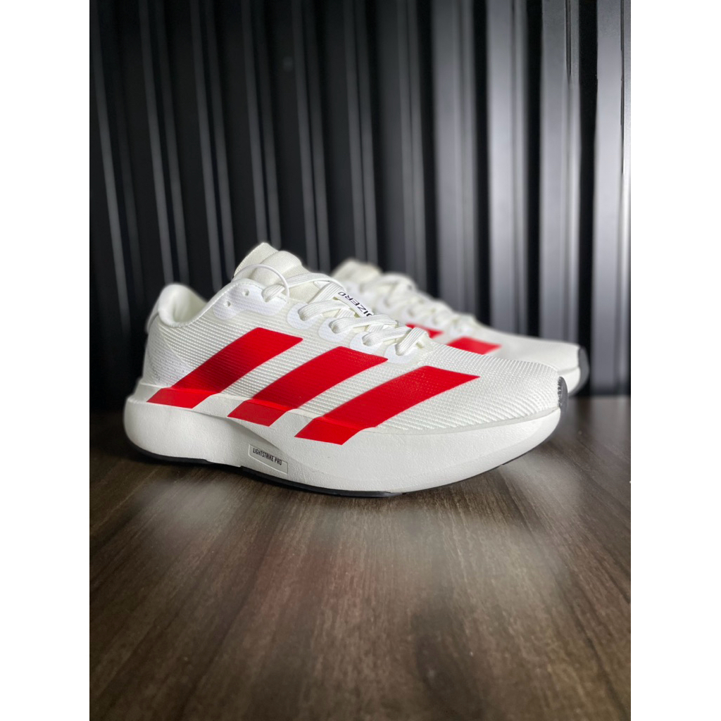 Sepatu Olahraga  Evo SL Dewasa Laki Laki Dan Perempuan