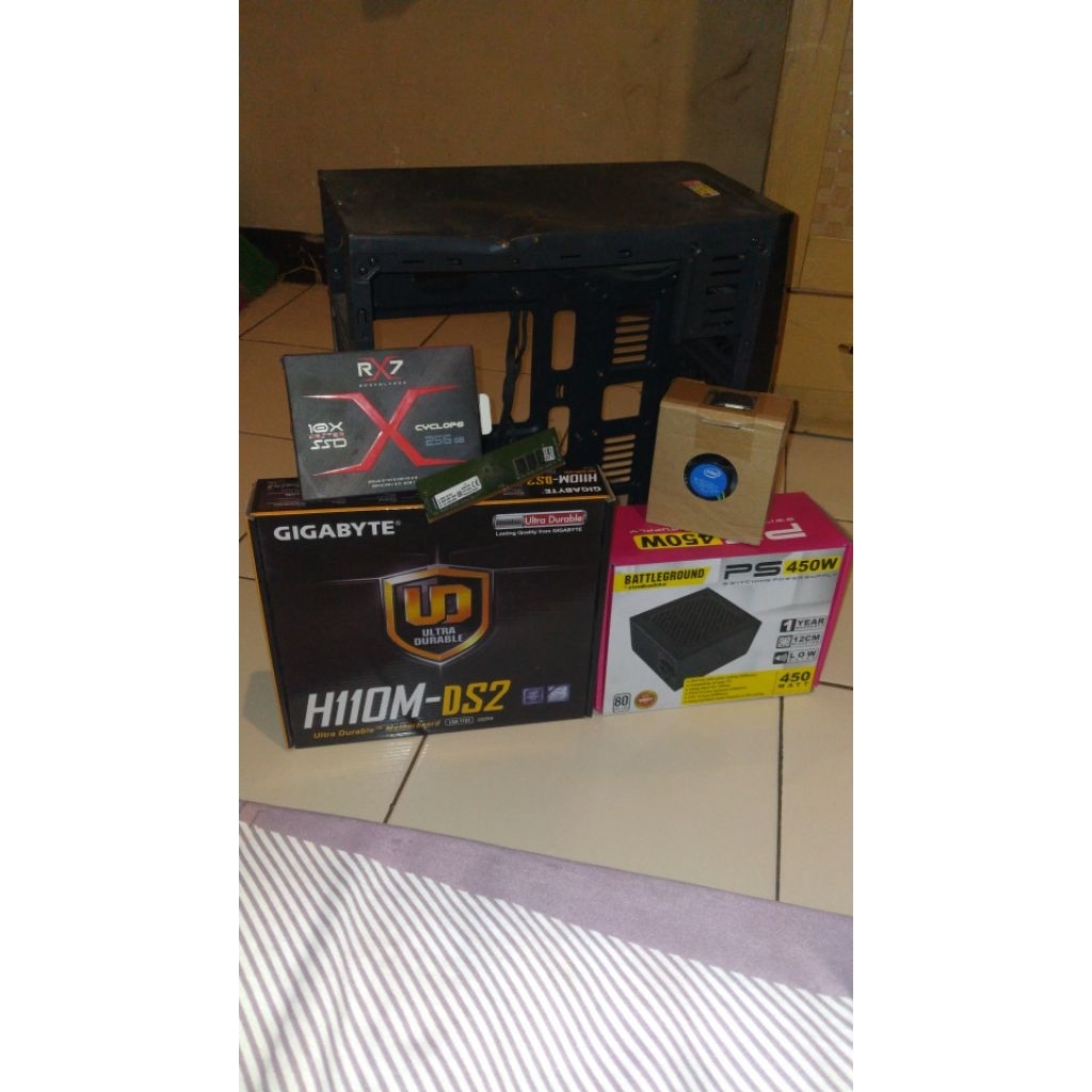 Mobo dan kawan kawan