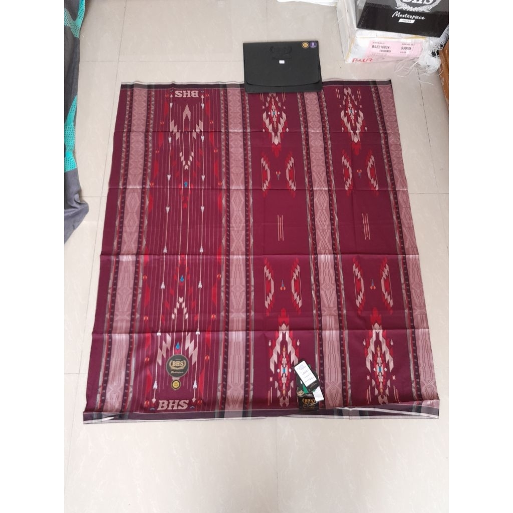 Sarung BHS MASTERPIECE GOLD SGE-MERAH-D19