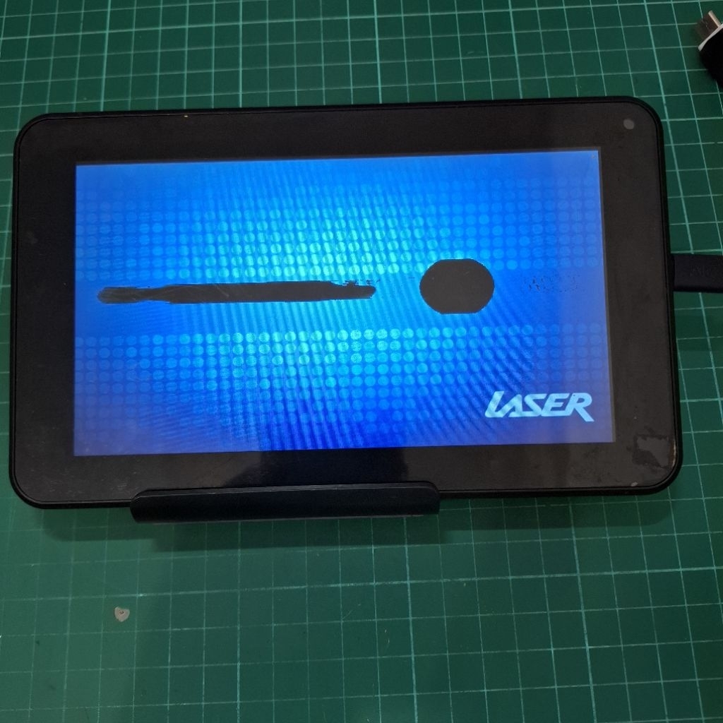 Tablet Laser Navig 8R bekas rusak layar
