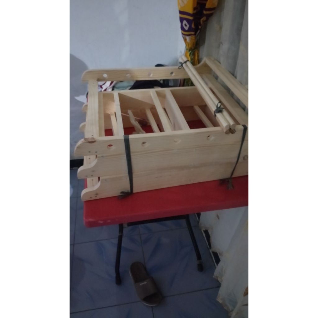 Rak buku,Rak bumbu,rak hijab,rak jilbab kayu DIY