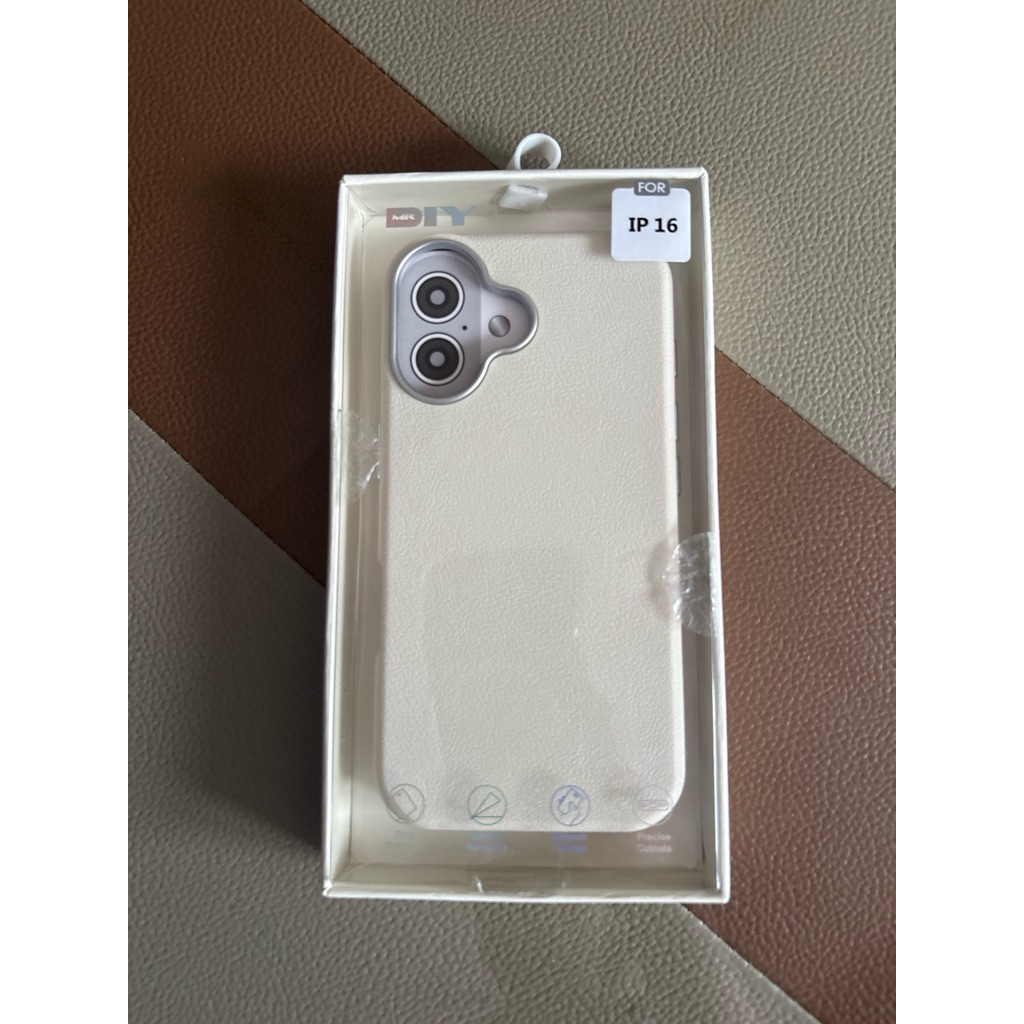 Preloved PL case iphone 16 mr.diy
