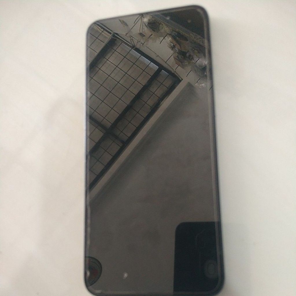 Lcd Tc Hp Infinix smart 5 Minus Lcd tompel masih bisa di pake sehari hari
