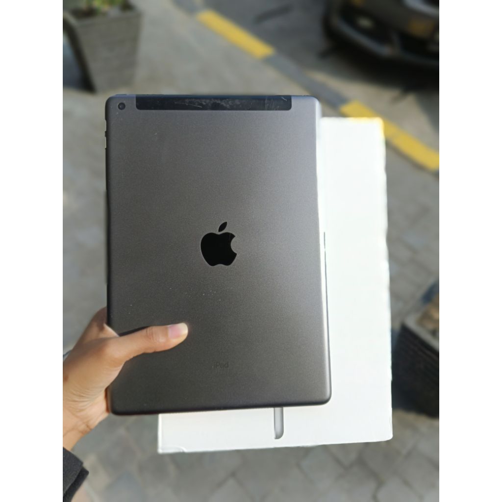 IPAD GEN 8 128GB INTERNASIONAL