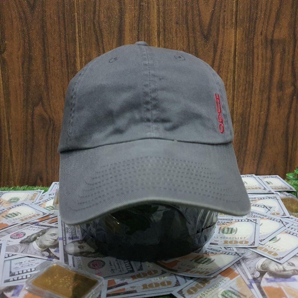 Preloved topi pria HUGO by HUGO BOSS original