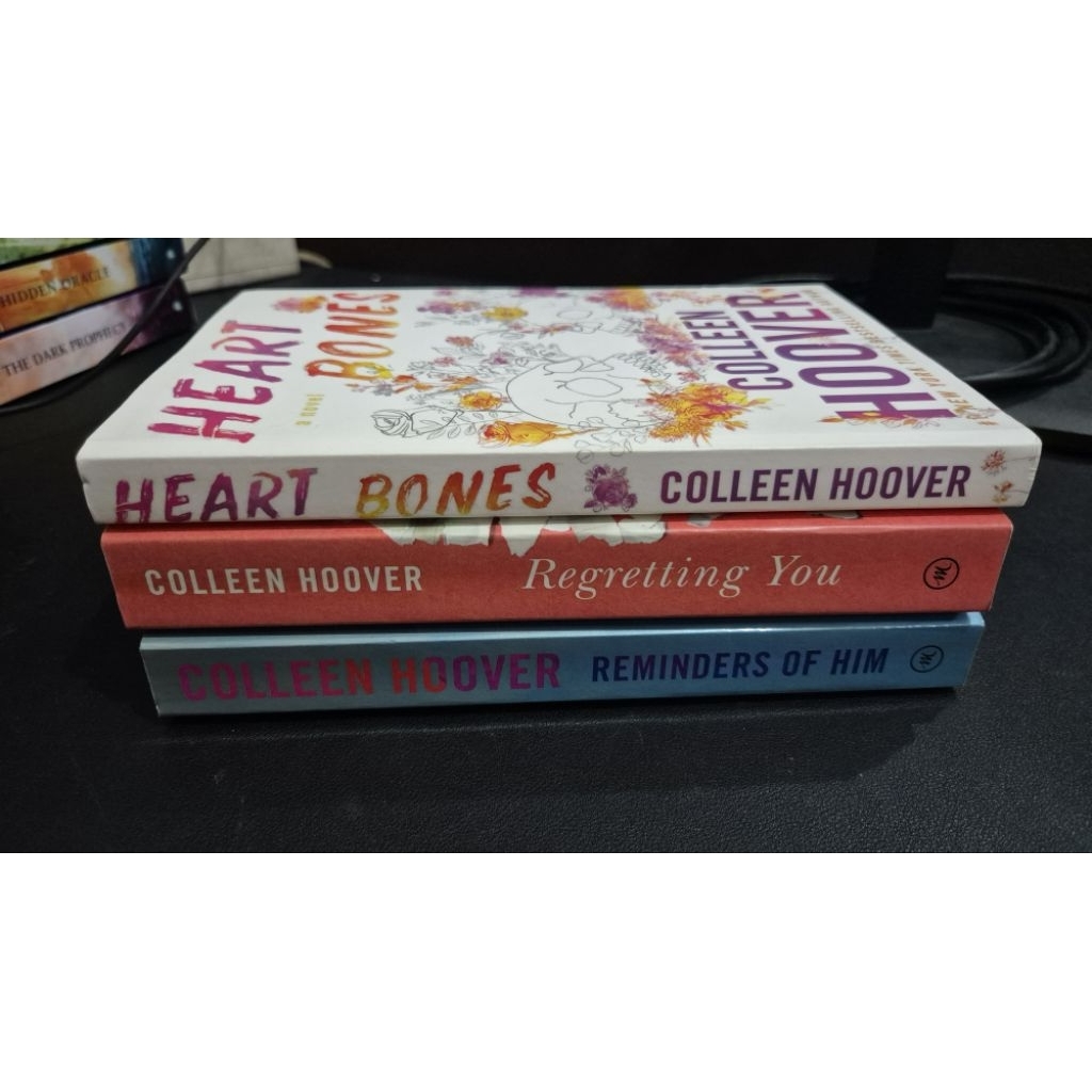 [Original Preloved] Novels by Colleen Hoover - English