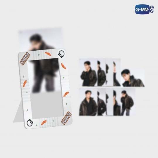 [PRE-ORDER] WIN METAWIN POSTCARD SET WITH FRAME (DP ONLY)