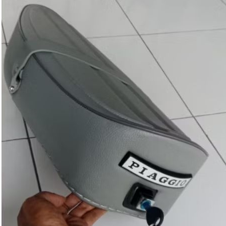 jok panjang vespa largeframe memakai kunci