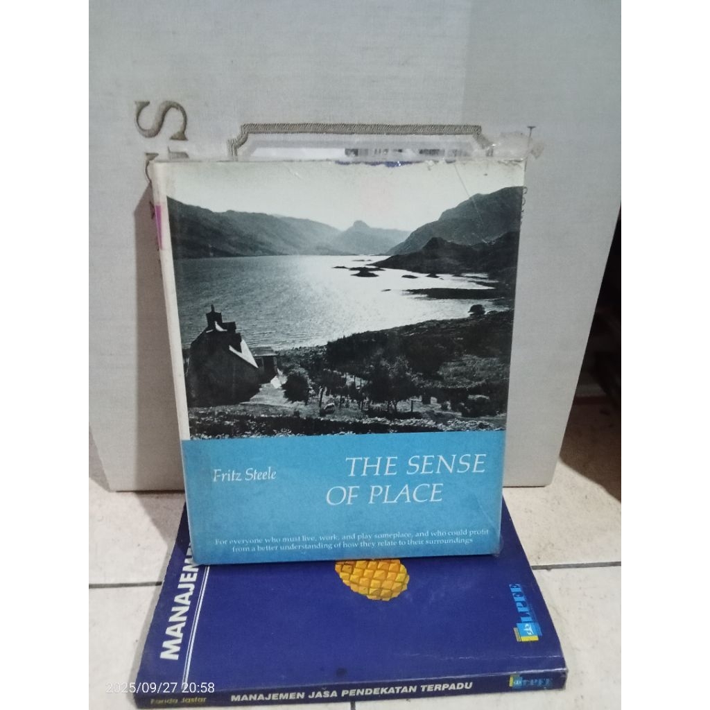 ORIGINAL BUKU THE SENSE OF PLACE