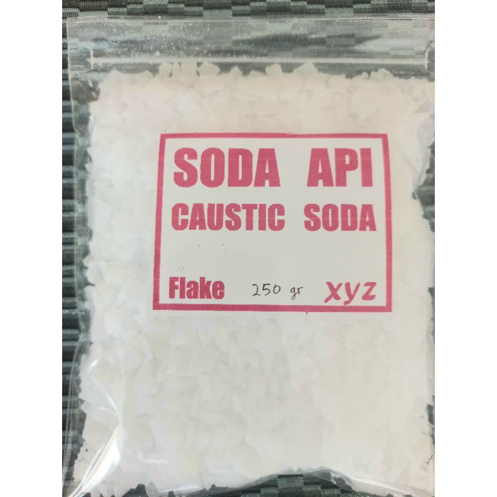 Soda api / Caustic Soda / Pembersih WC Mampet / Perontok Cat 250 gram