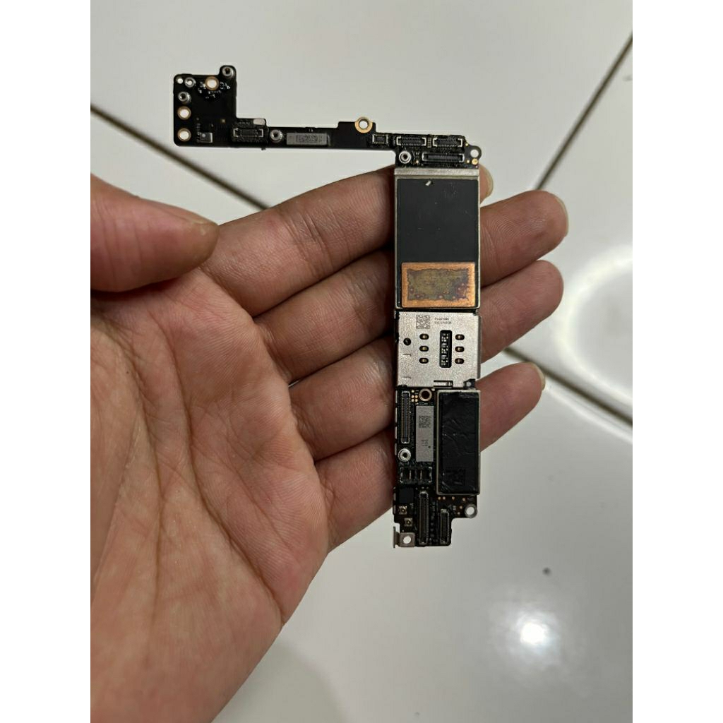 mesin iphone 7 plus 128gb