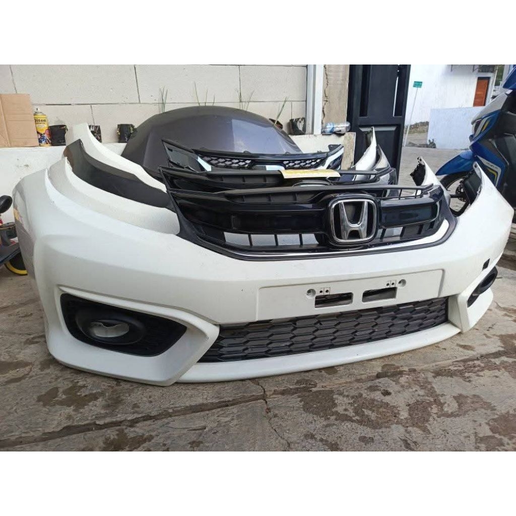 BEMPER DEPAN BRIO 2016-2017