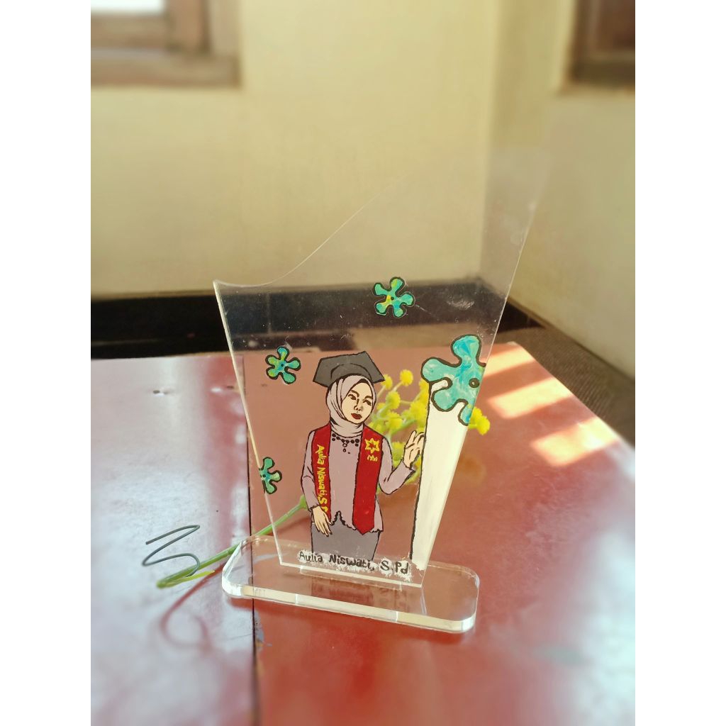 Kado Plakat Akrilik Lukisan Wajah / Custom 9×15 Hadiah Wisuda Nikahan Ulang Tahun Murah