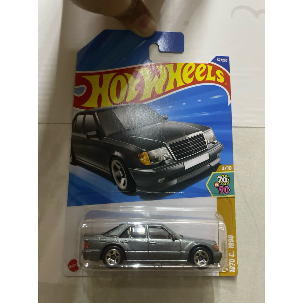 HOTWHEELS MERCEDES BENZ 500 E