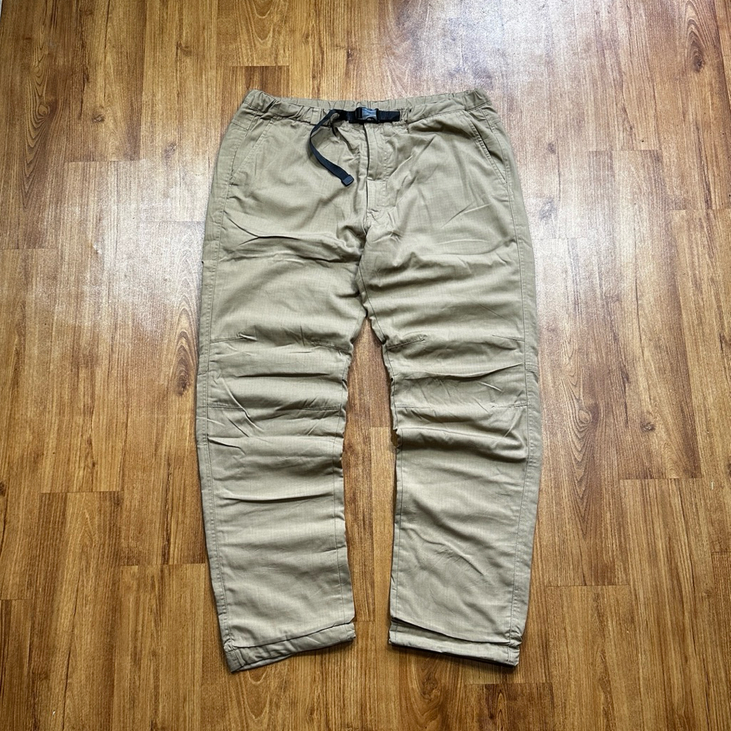 UNIQLO WARM LINED OUTDOOR PANTS