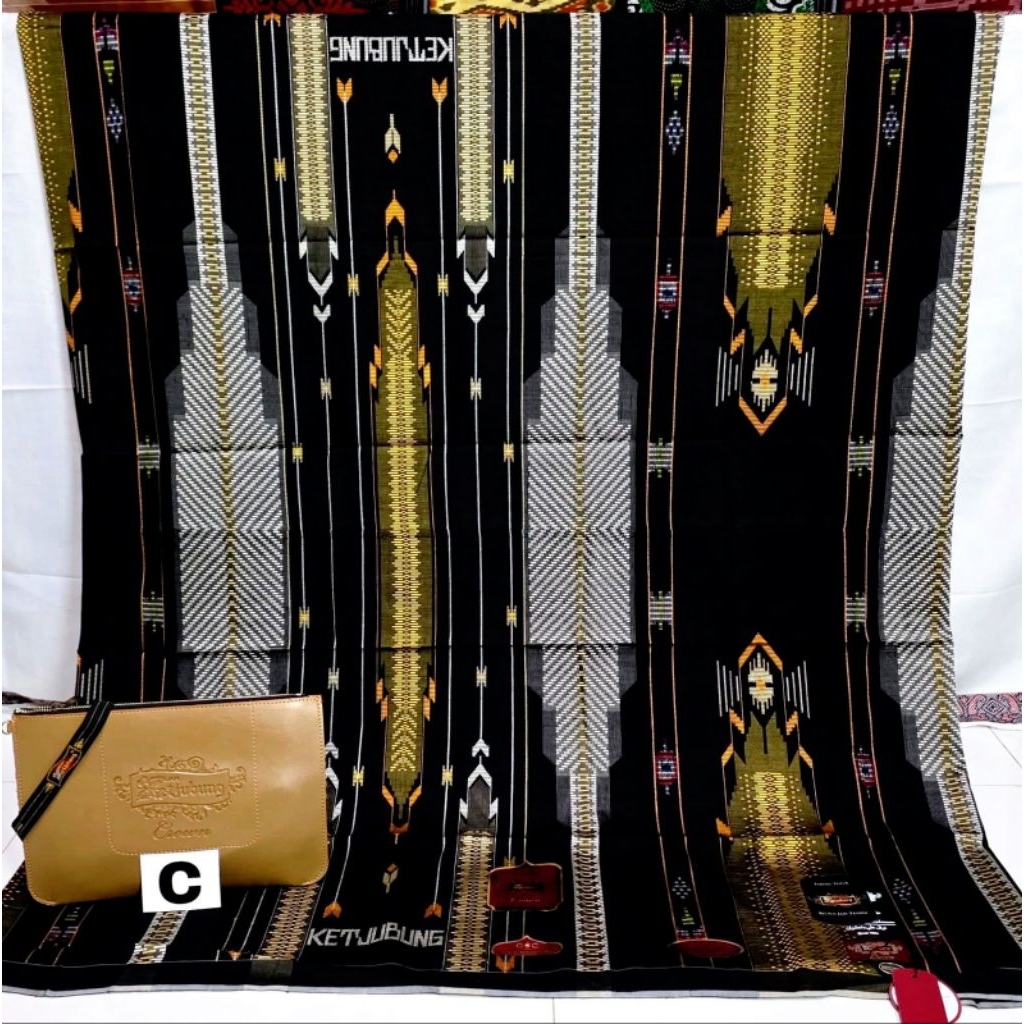 Sarung Pria Ketjubung Sutra GSC,SSG Red Gold original Terbaru