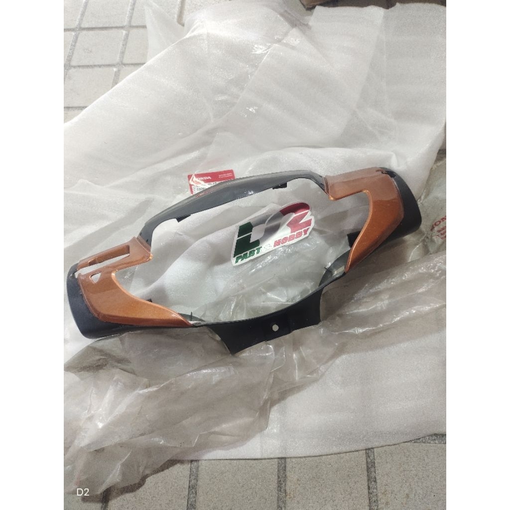 batok depan Honda kharisma warna Oren orange original ahm 53205-KPH-700FMR