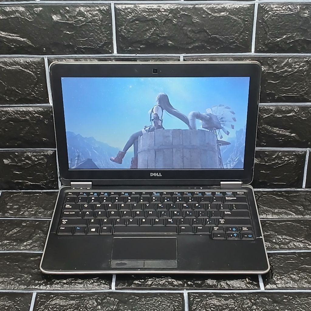 Laptop Dell Latitude E7240 Intel Core I7-4600U 8/256GB