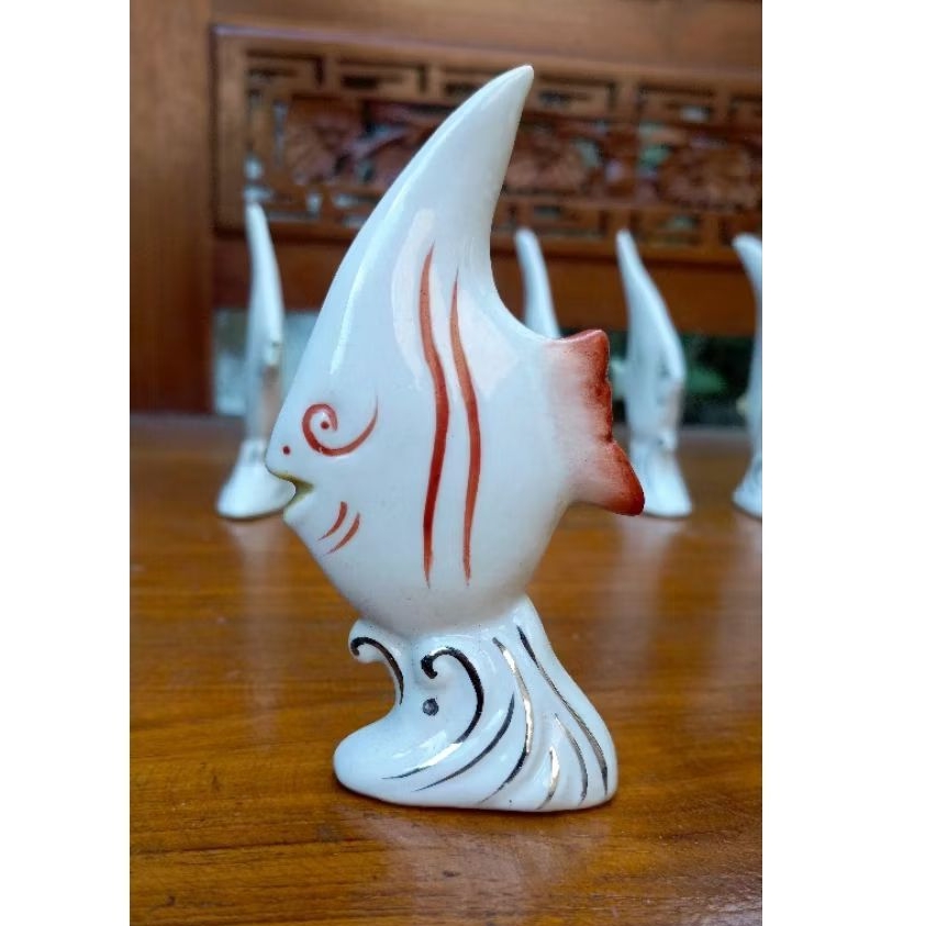 patung ikan keramik antik jadul