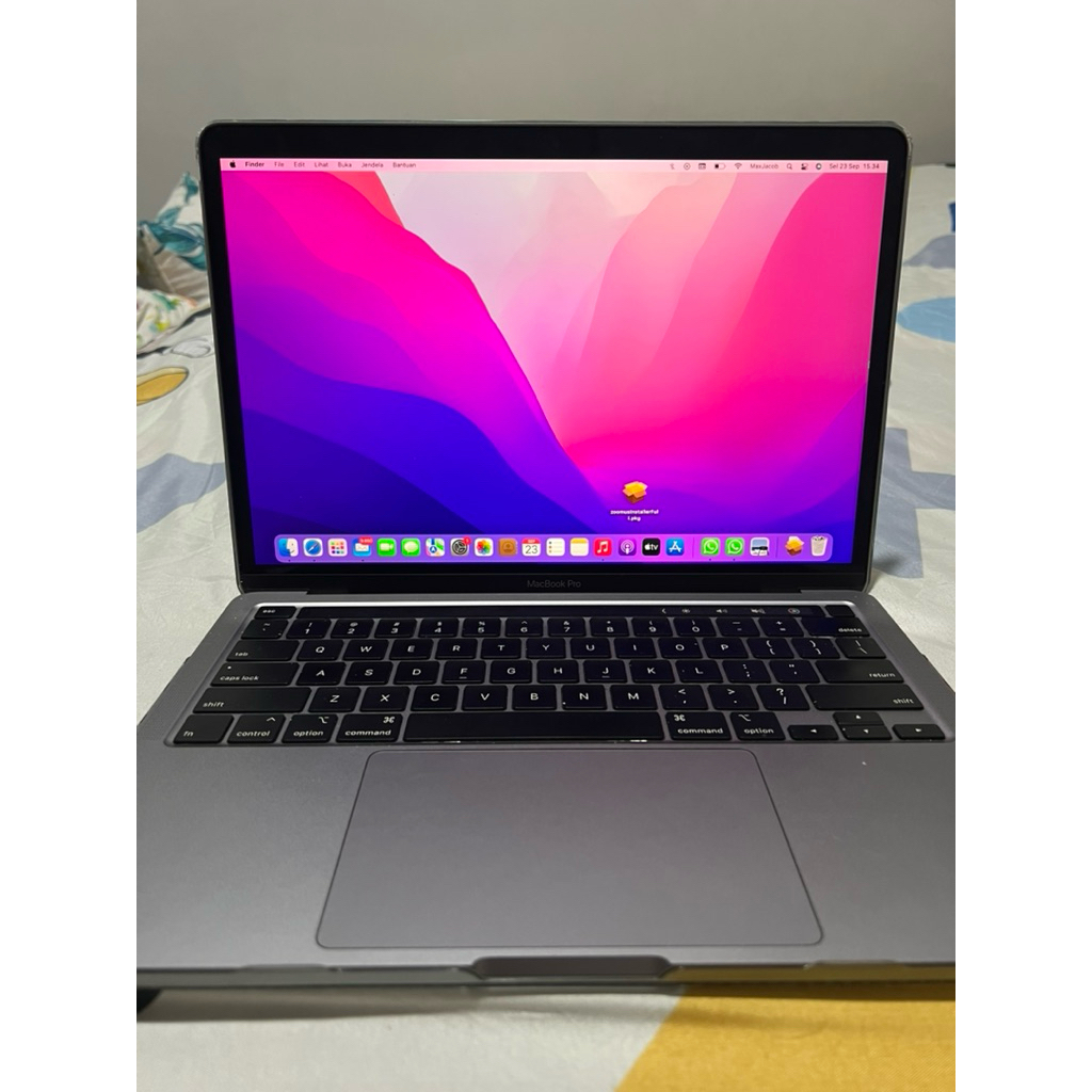 PRELOVED MACBOOK KOMPUTER LAPTOP LABTOP