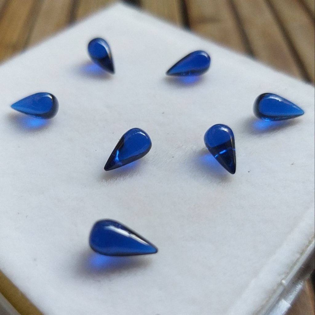 Batu Permata Merah Delima Pantai Utara King Sappphire Bangkok 9 Mohz Bentuk Tetes Air Exclusive