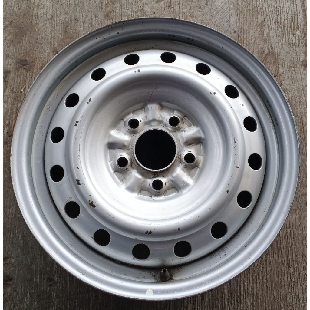 Velg velk pelk pelek Kaleng besi Daihatsu Terios Rush Toyota Ring 16 OEM look