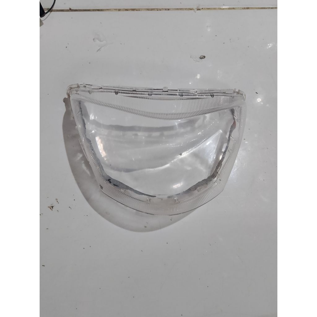 Mika lampu depan motor Mio J