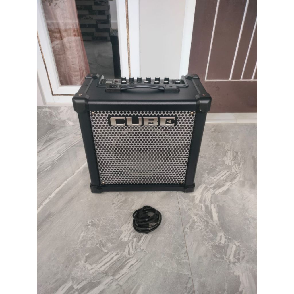 Roland cube 20GX