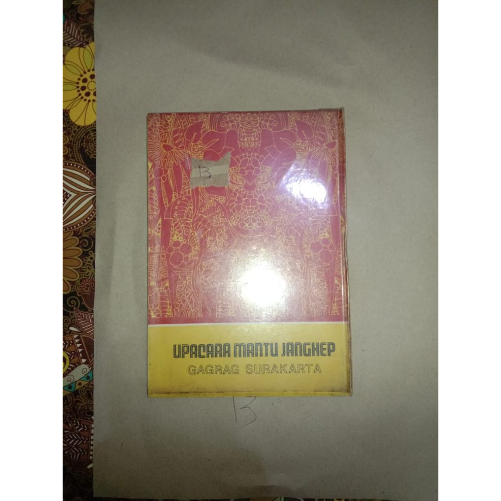 BUKU UPACARA MANTU JANGKEP