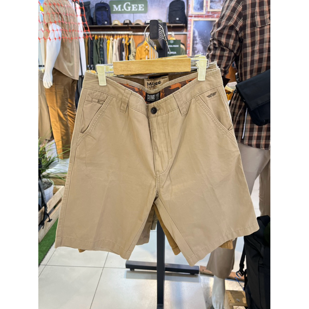 MGee celana pendek basic pria Rico C003 Sand